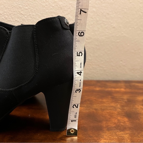 Black Anne Klein Ankle Boots Size 10 - Picture 12 of 16